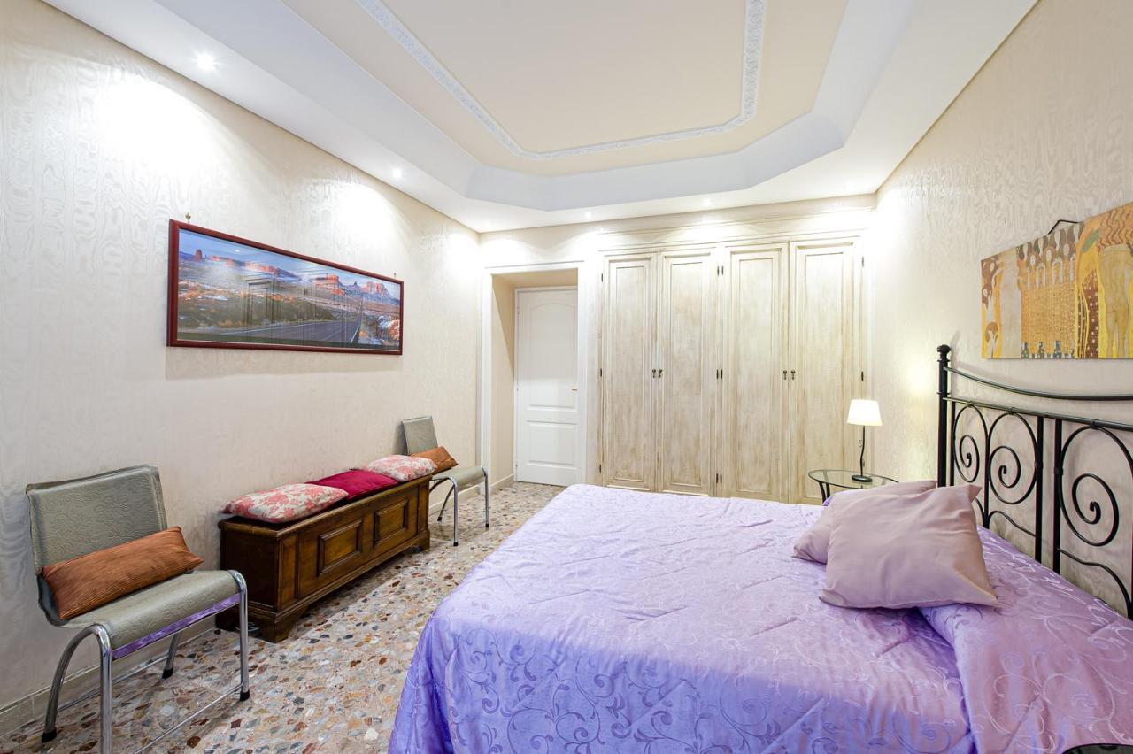 Holiday home Michelangelo Rome